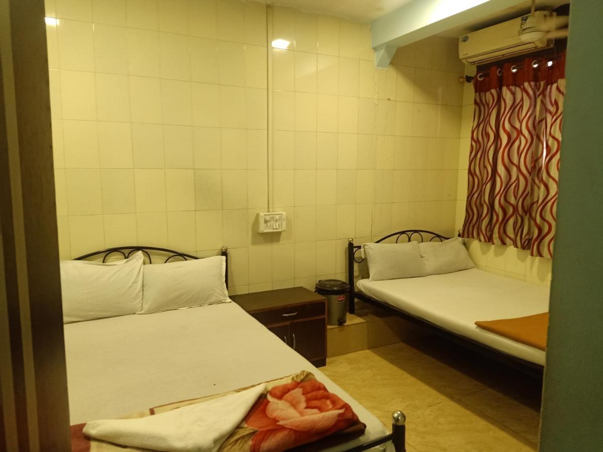 Hotel Central Inn มุมไบ ภายนอก รูปภาพ