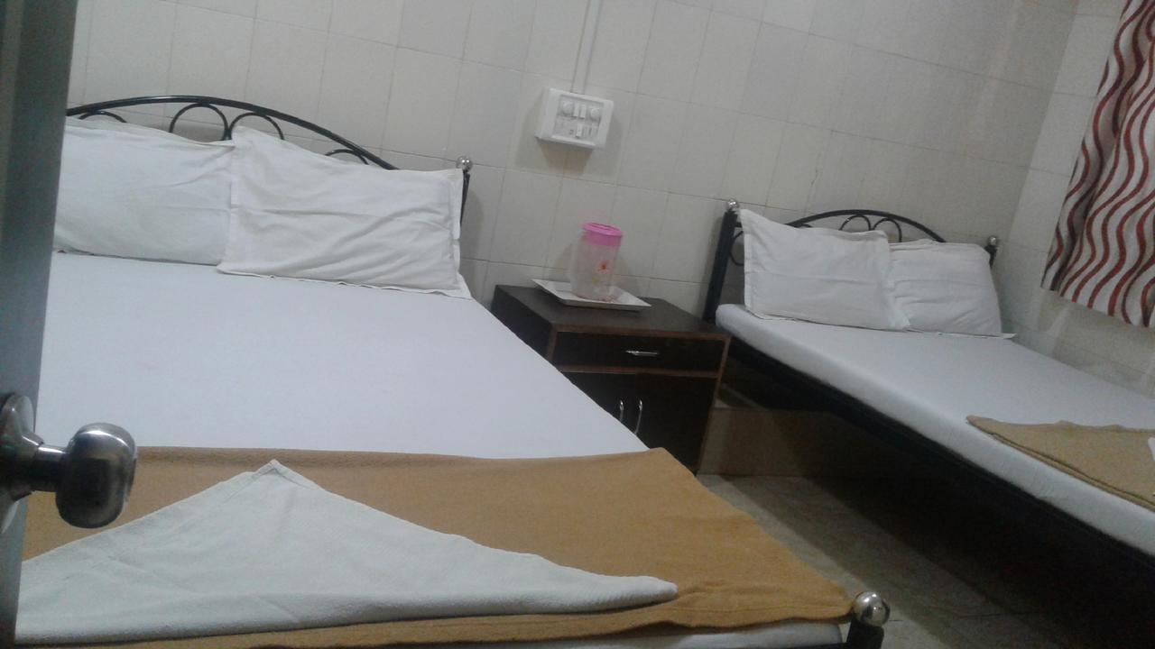 Hotel Central Inn มุมไบ ภายนอก รูปภาพ