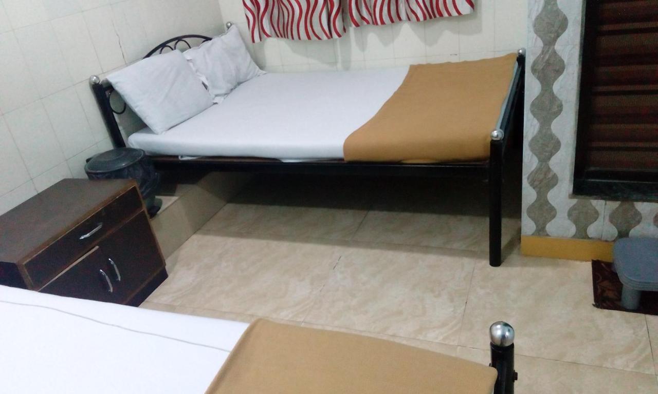 Hotel Central Inn มุมไบ ภายนอก รูปภาพ